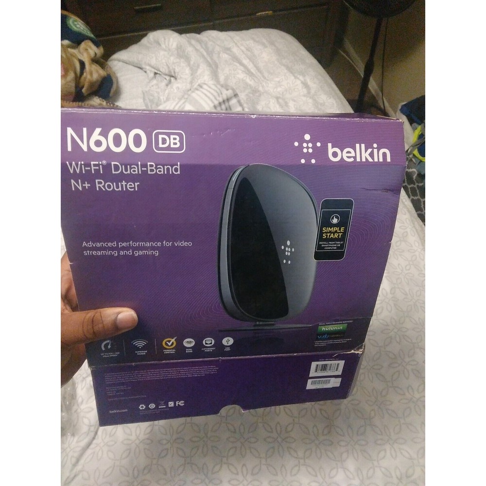 Belkin N600 DB Wi-Fi Dual Band N+ Wireless Router 300 Mbps NIB
